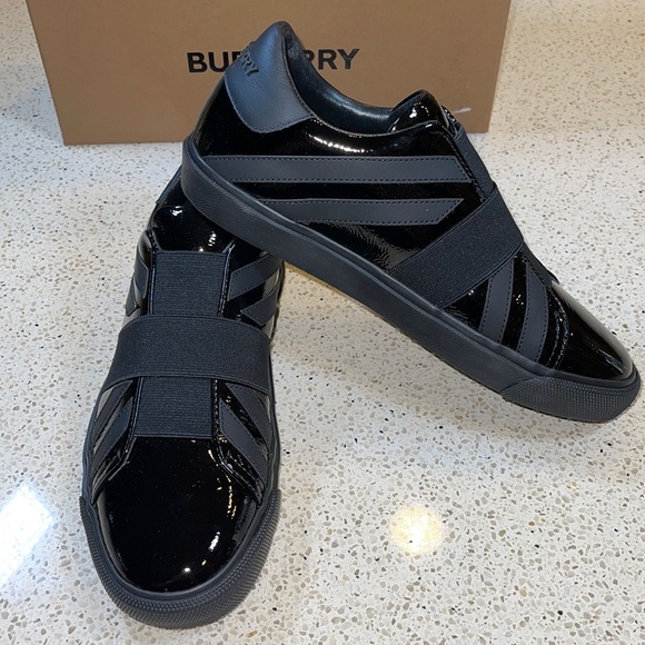 Burberry Sneakers - Picture 1 of 6